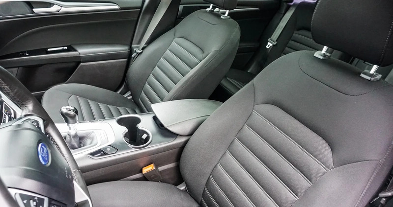 Ford Mondeo cena 68900 przebieg: 60560, rok produkcji 2018 z Tarnogród małe 407